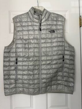 The North Face Silver Quilted Packable Insulated Vest